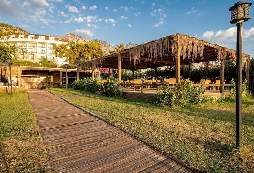 ホテル Sunland Resort Beldibi