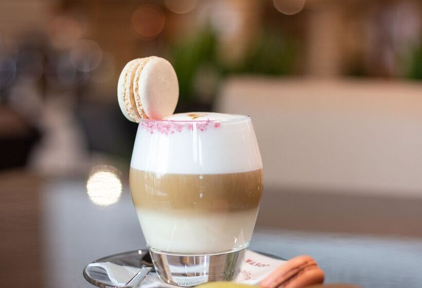 International Hotel Casino & Tower Suites