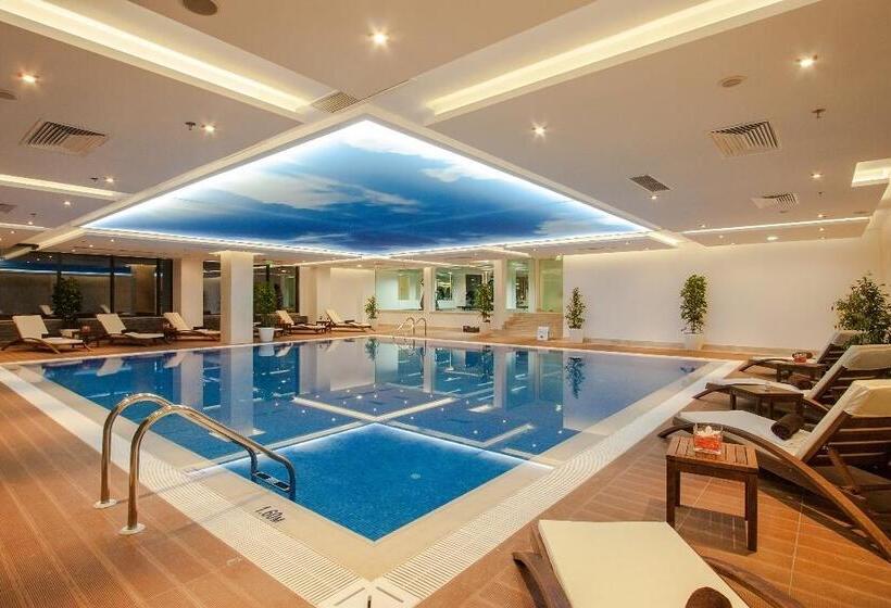 International Hotel Casino & Tower Suites