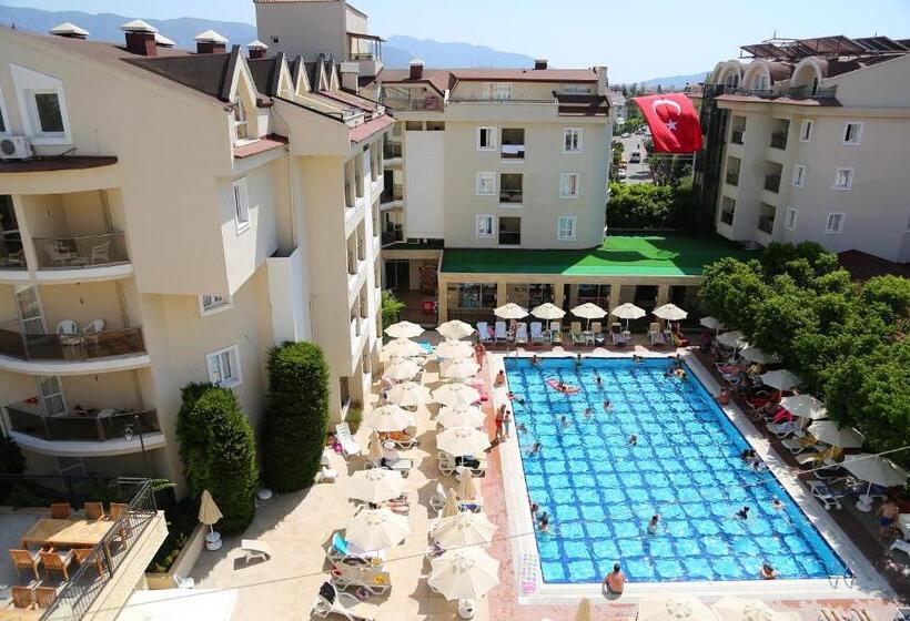 בית מלון כפרי Julian Club