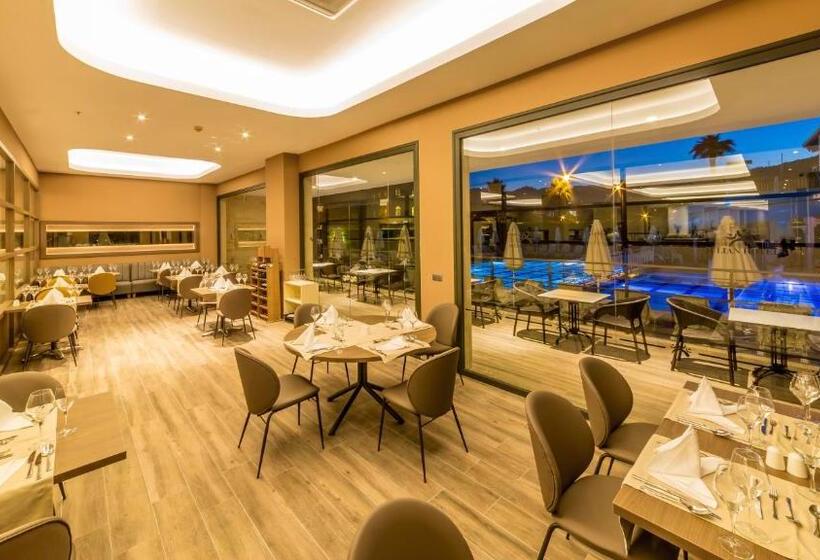 בית מלון כפרי Julian Club