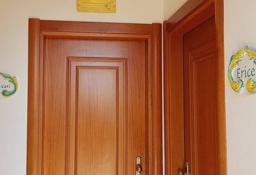 Отель La Corte Del Sole