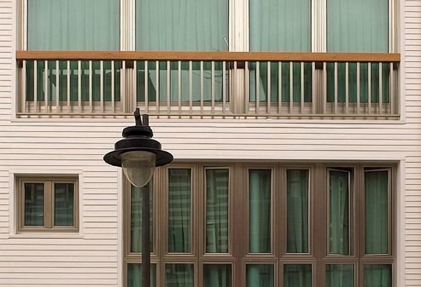 ホテル La Plaza I