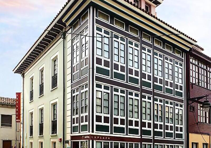 ホテル La Plaza I