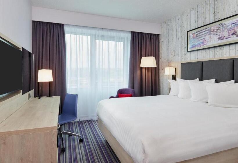 هتل Leonardo Sheffield