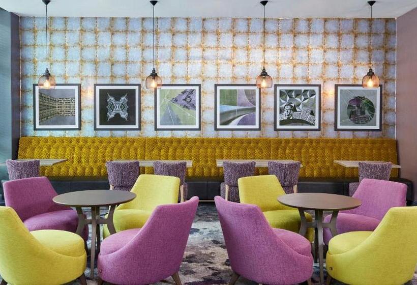 هتل Leonardo Sheffield