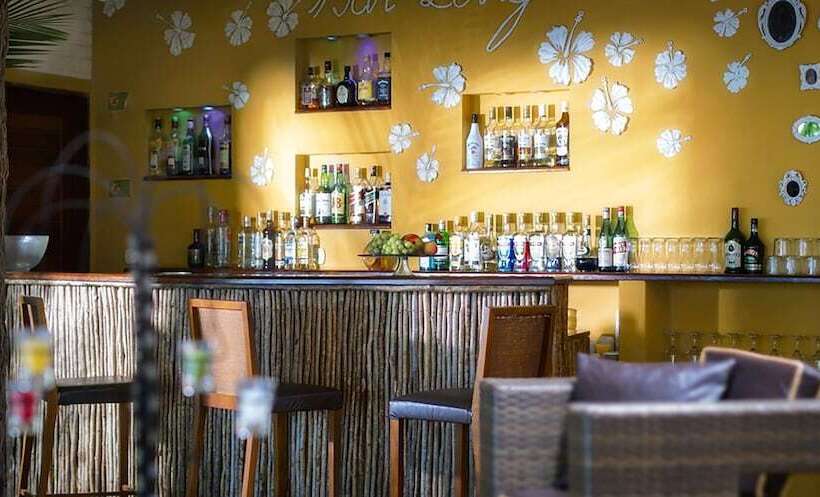 Отель Long Beach