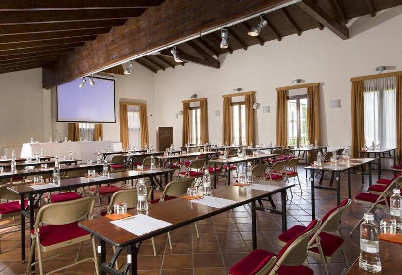 فندق Maranello Palace