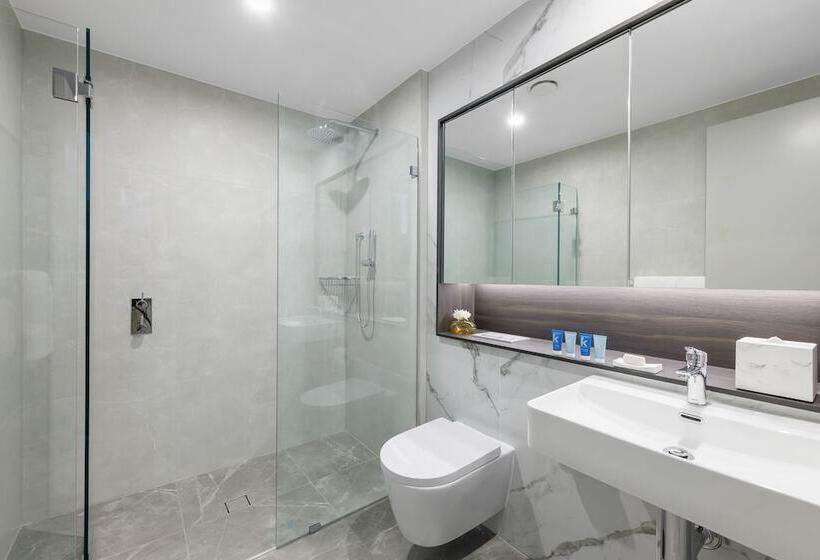 בית מלון כפרי Meriton Suites George Street, Parramatta