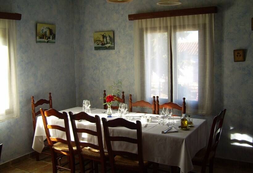 Отель Mesa Del Conde