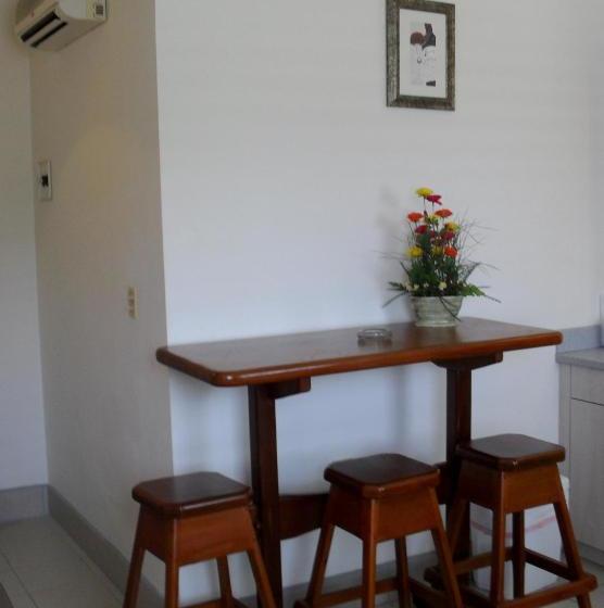 فندق Michelo Suites