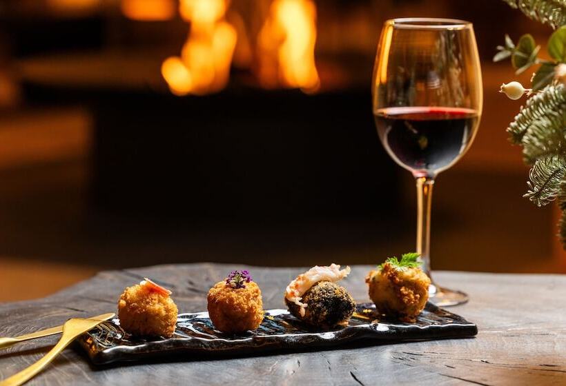 Отель Mim Baqueira Luxury & Spa