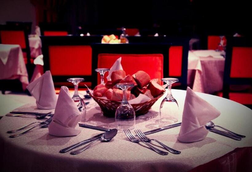 هتل Naher El Founoun