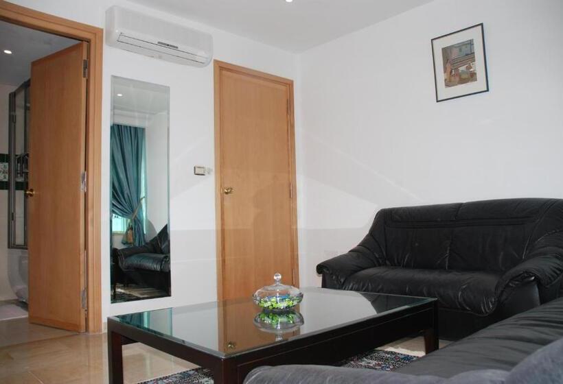 هتل Naher El Founoun