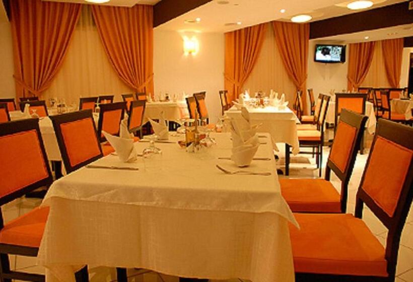 هتل Naher El Founoun