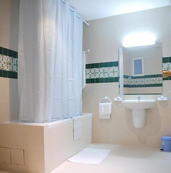 هتل Naher El Founoun