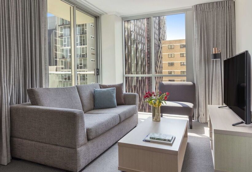 فندق Oaks Brisbane Festival Suites