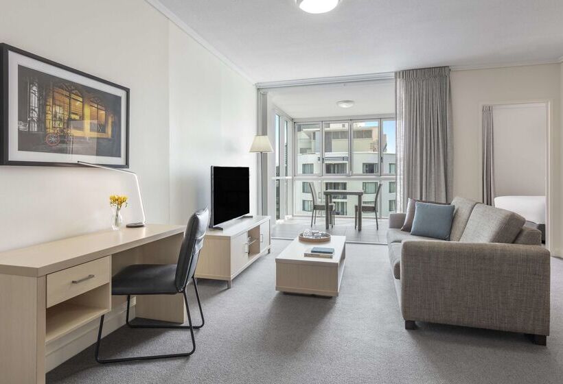 فندق Oaks Brisbane Festival Suites