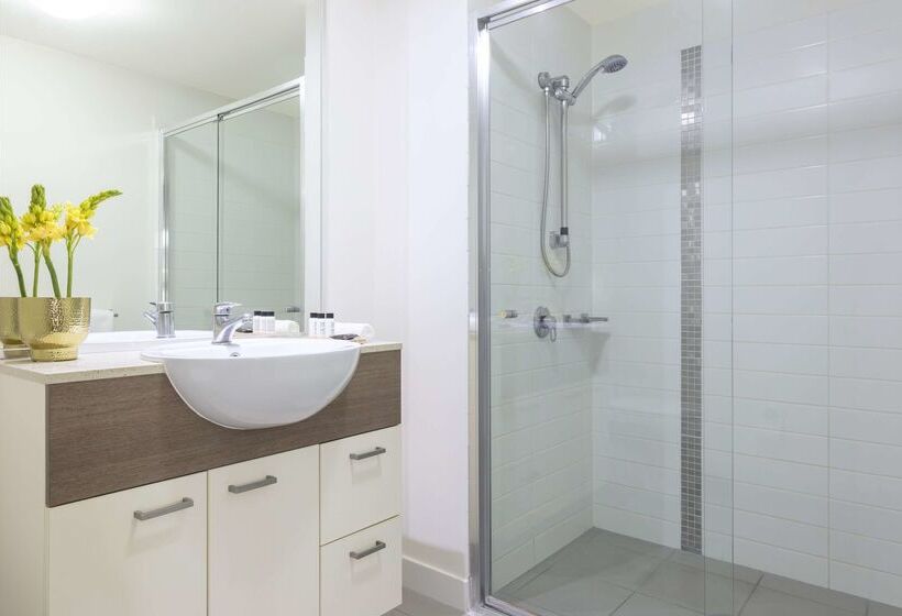 בית מלון כפרי Oaks Brisbane On Charlotte Suites