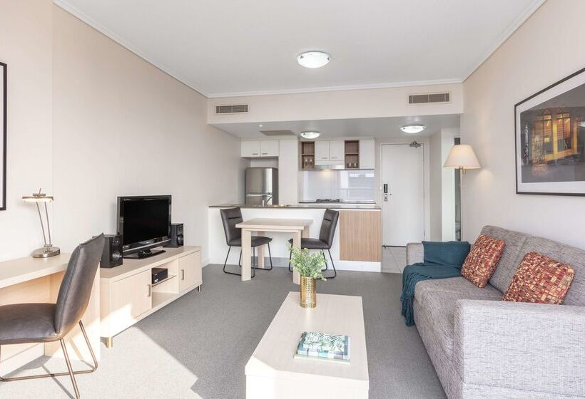 בית מלון כפרי Oaks Brisbane On Charlotte Suites