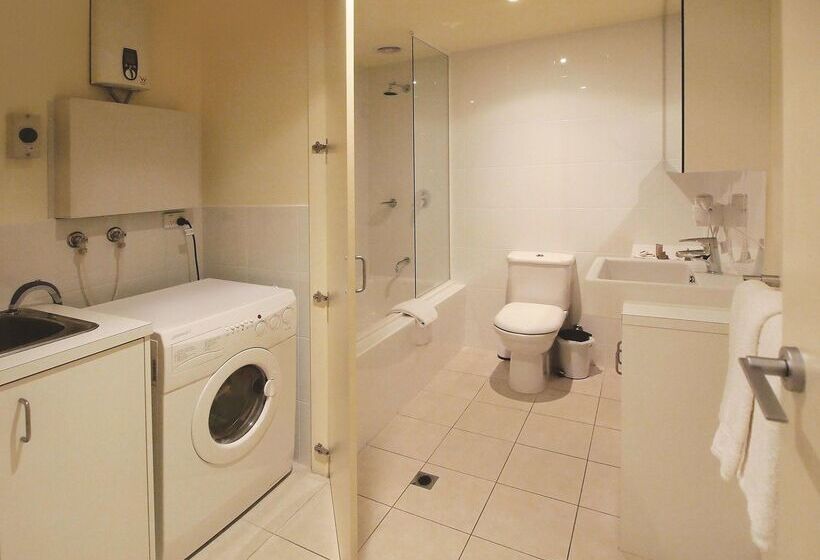 فندق Oaks Melbourne On Lonsdale Suites