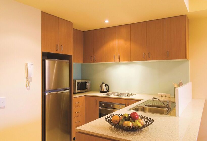 فندق Oaks Melbourne On Lonsdale Suites