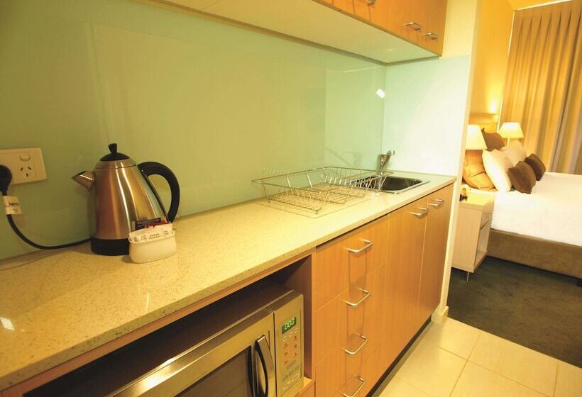 فندق Oaks Melbourne On Lonsdale Suites