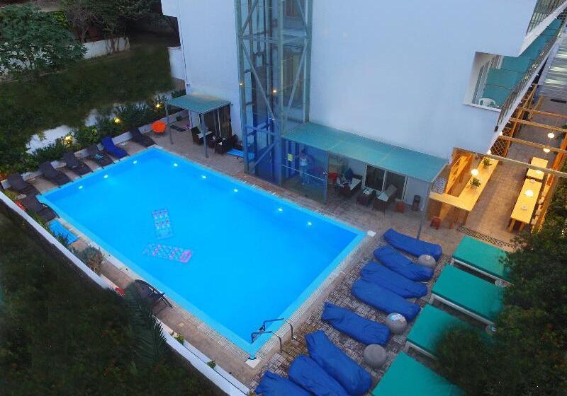 בית מלון כפרי Parthenon Rodos City