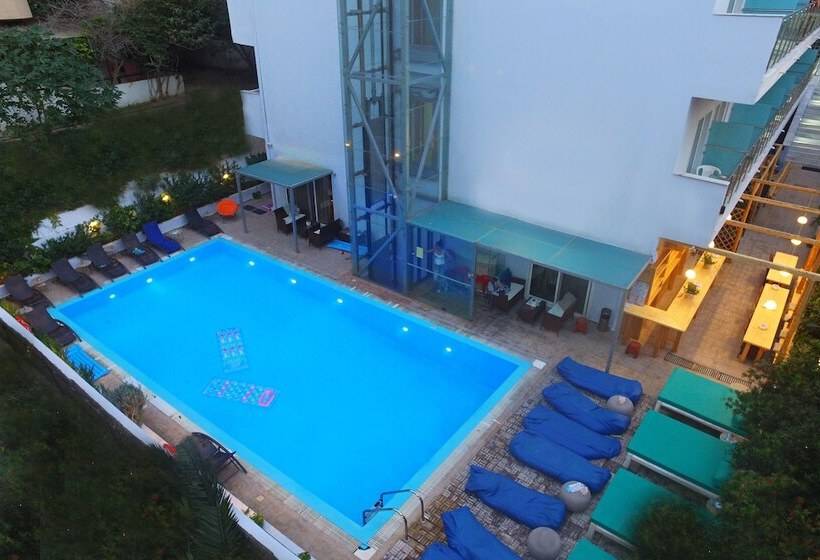 בית מלון כפרי Parthenon Rodos City