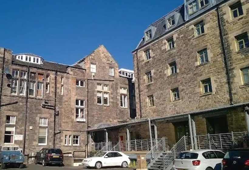 בית מלון כפרי Pillars House