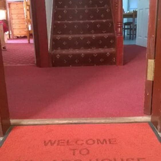 בית מלון כפרי Pillars House