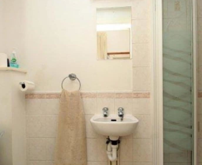 Отель Pilmuir Street Guest House