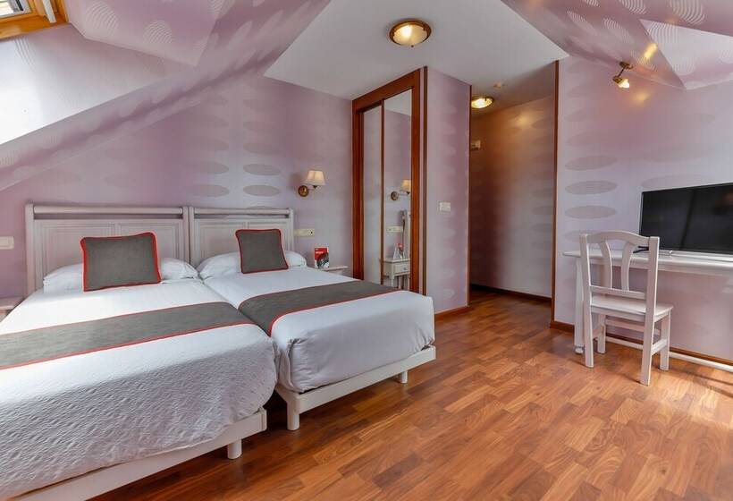 酒店 Puerto de Candas