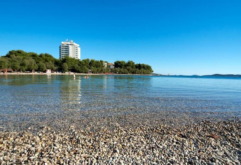 בית מלון כפרי Punta