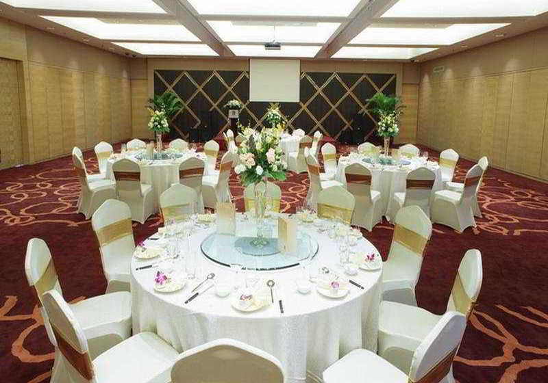 Отель Beijing Donghuang