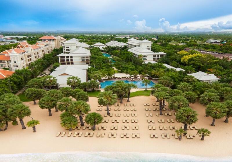 هتل Ravindra Beach Resort & Spa   Sha Extra Plus