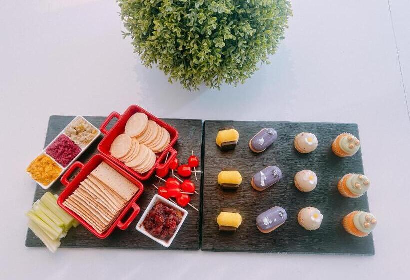 בית מלון כפרי Royal Pacific