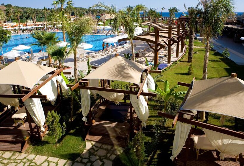 호텔 Saphir Resort & Spa