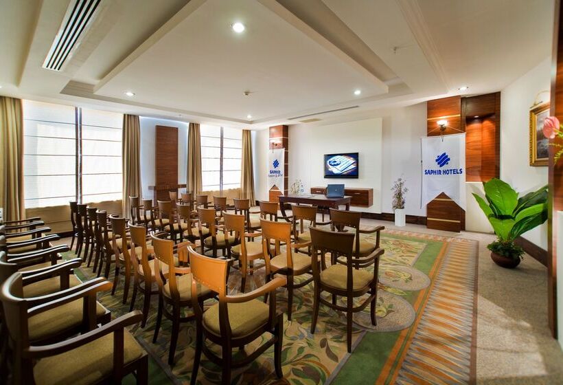 호텔 Saphir Resort & Spa