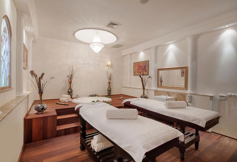 호텔 Saphir Resort & Spa