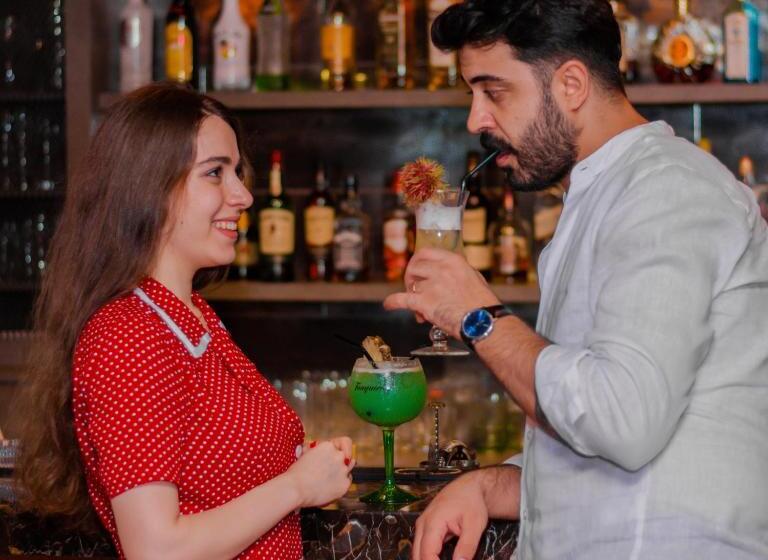 Dragon Hotel And Resort