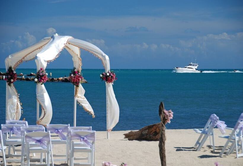 בית מלון כפרי The Placencia