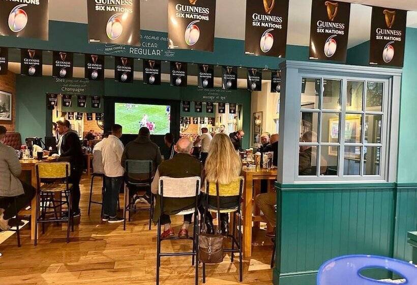 ホテル The Regency