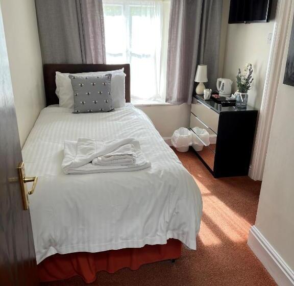 ホテル Thorverton Arms