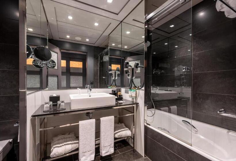 ホテル Val De Neu G.l