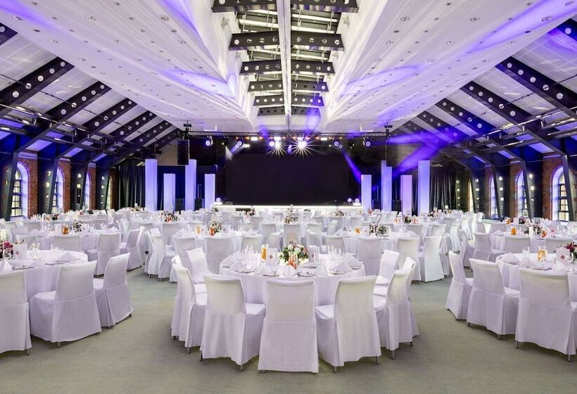 فندق Vienna House By Wyndham Andel S Lodz