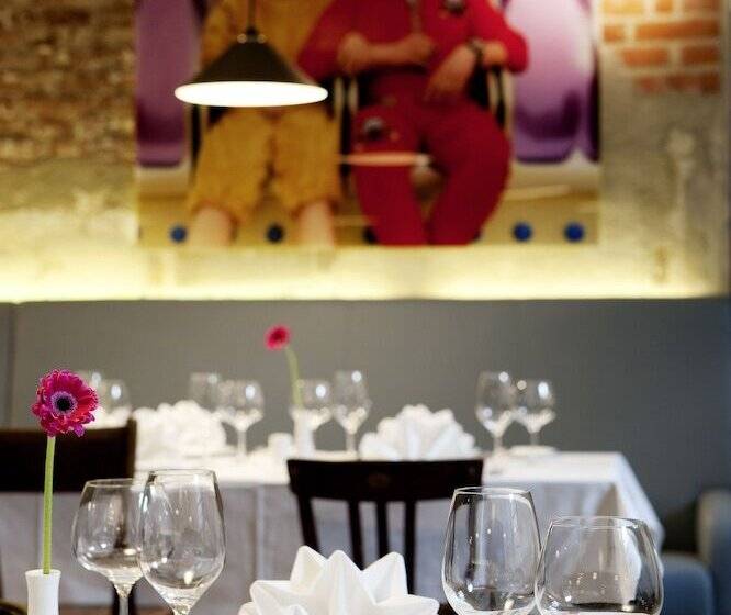 هتل Vienna House By Wyndham Andel S Lodz