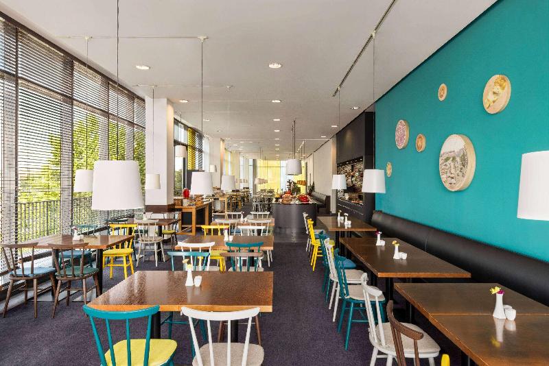 هتل Vienna House Easy By Wyndham Pilsen