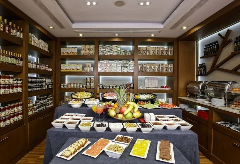 Housez Suites And Apartments Special Class