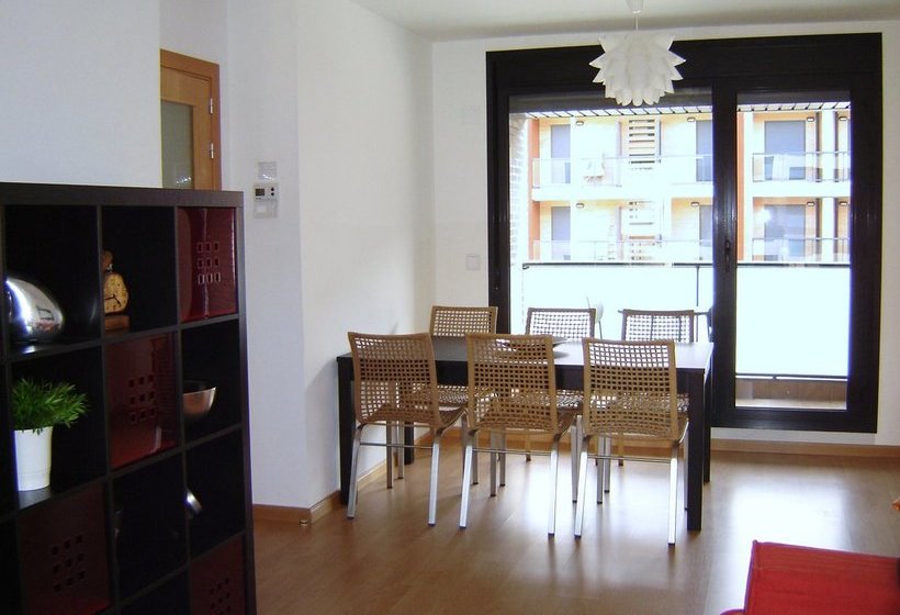 Apartamentos Jaca 3000